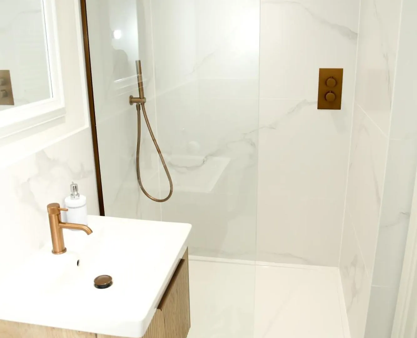 Jazreal Luxury Apartment - Leeds City Centre