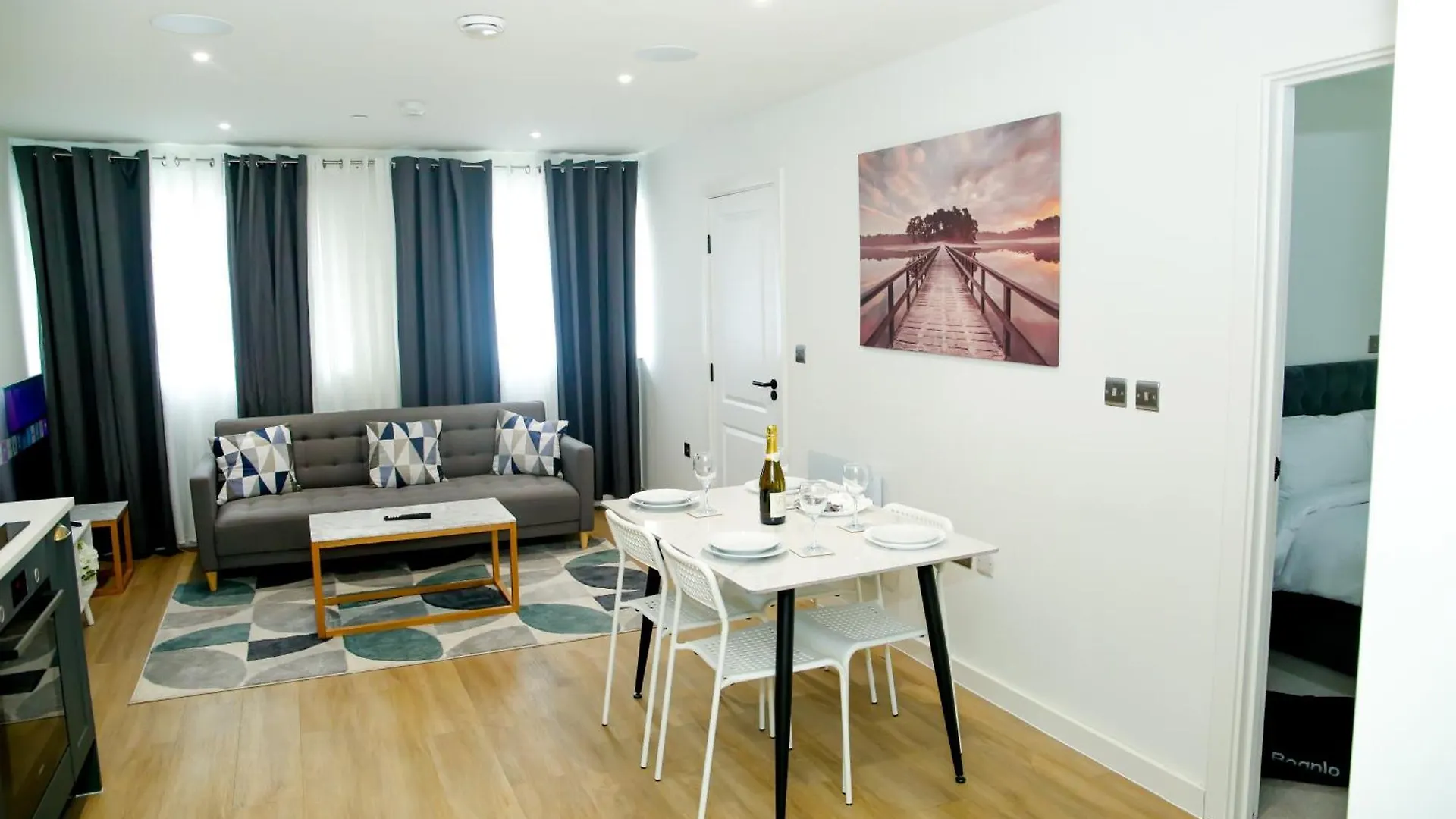 Jazreal Luxury Apartment - Leeds City Centre